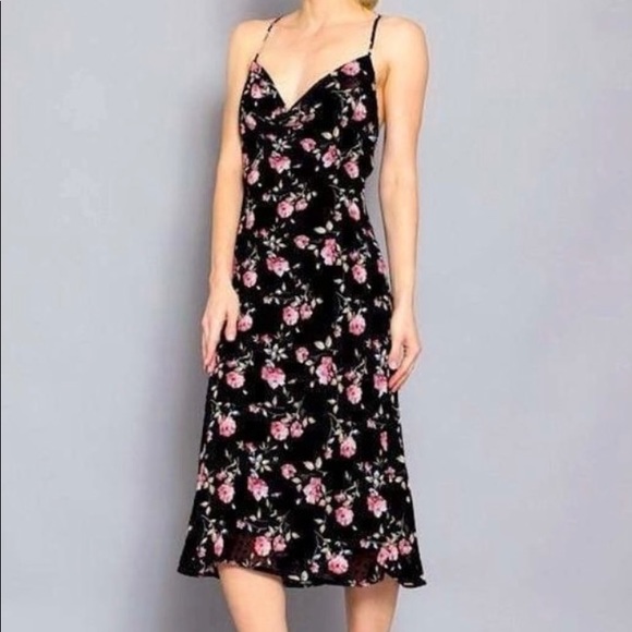 VICI Collection Aakaa Floral Slip Boutique Dress - Picture 2 of 4